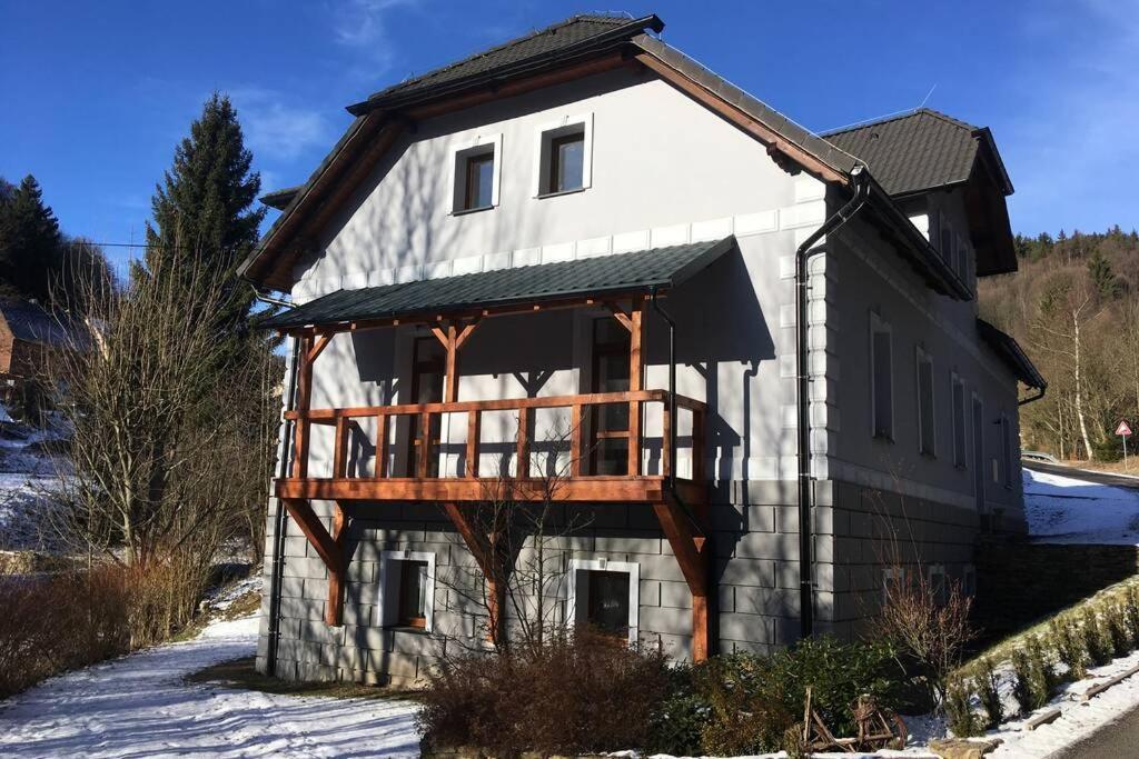 Villa Vykmanov Medenec Ngoại thất bức ảnh